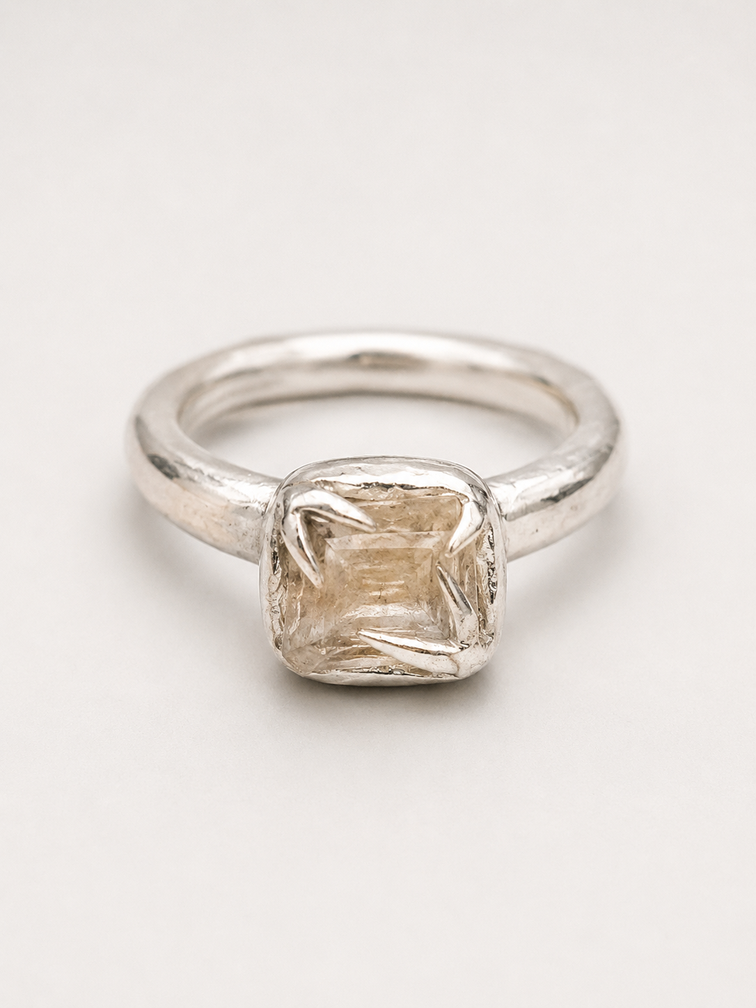 Coussin Ring — view 1