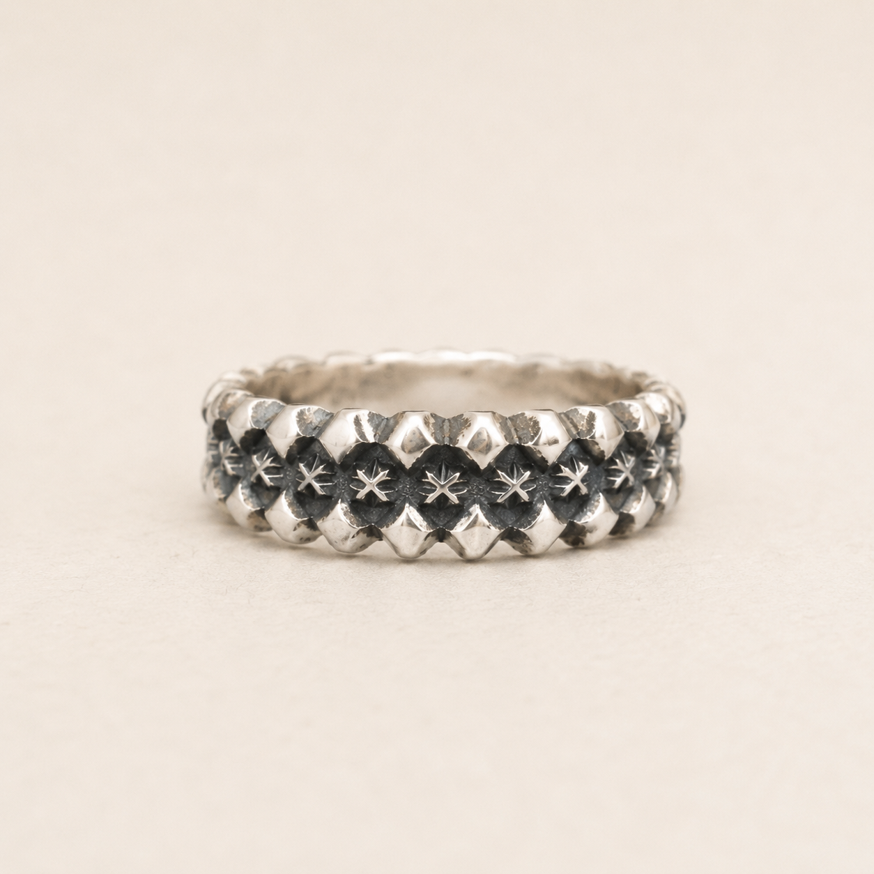 Croix Band — view 1