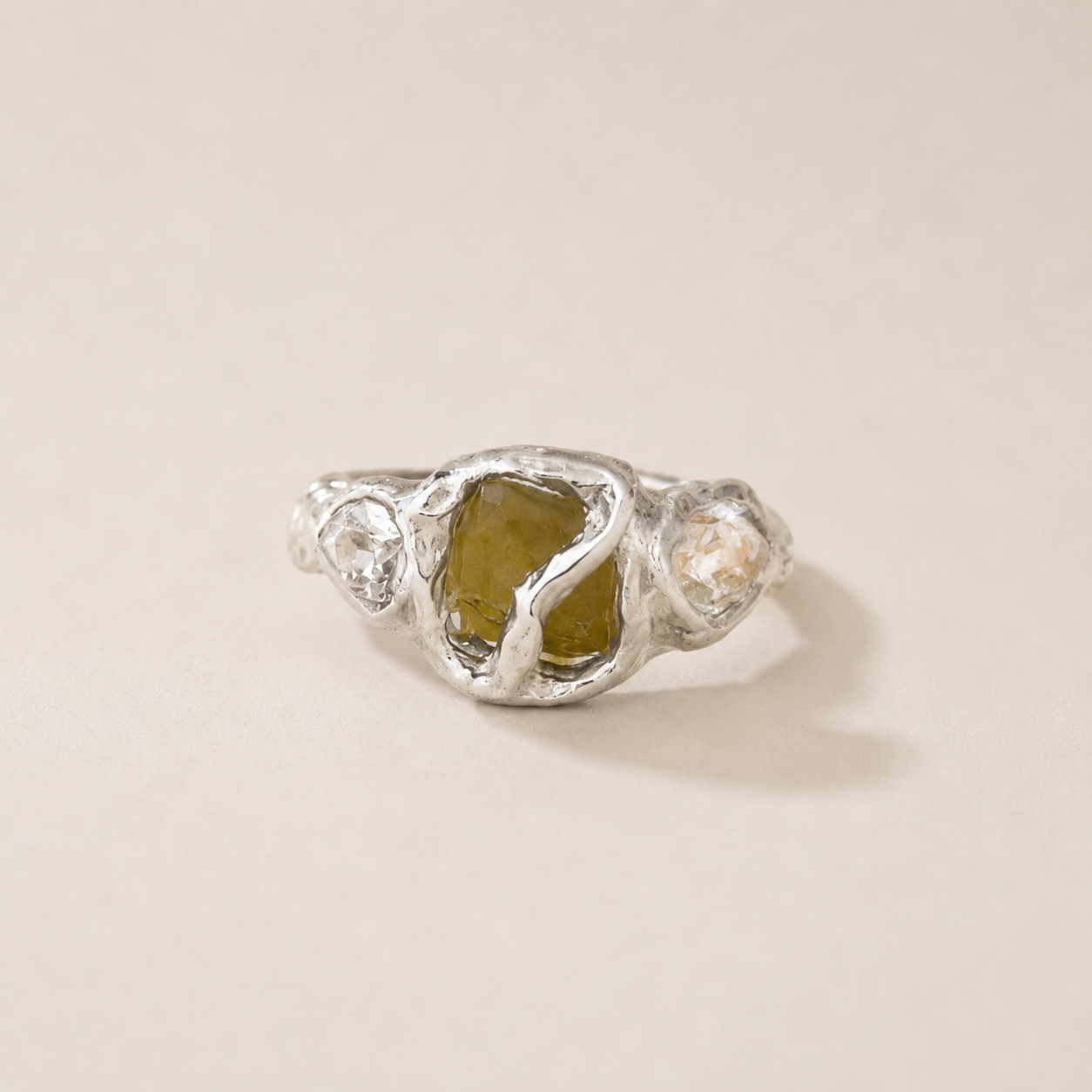 Restricted Ring — view 1