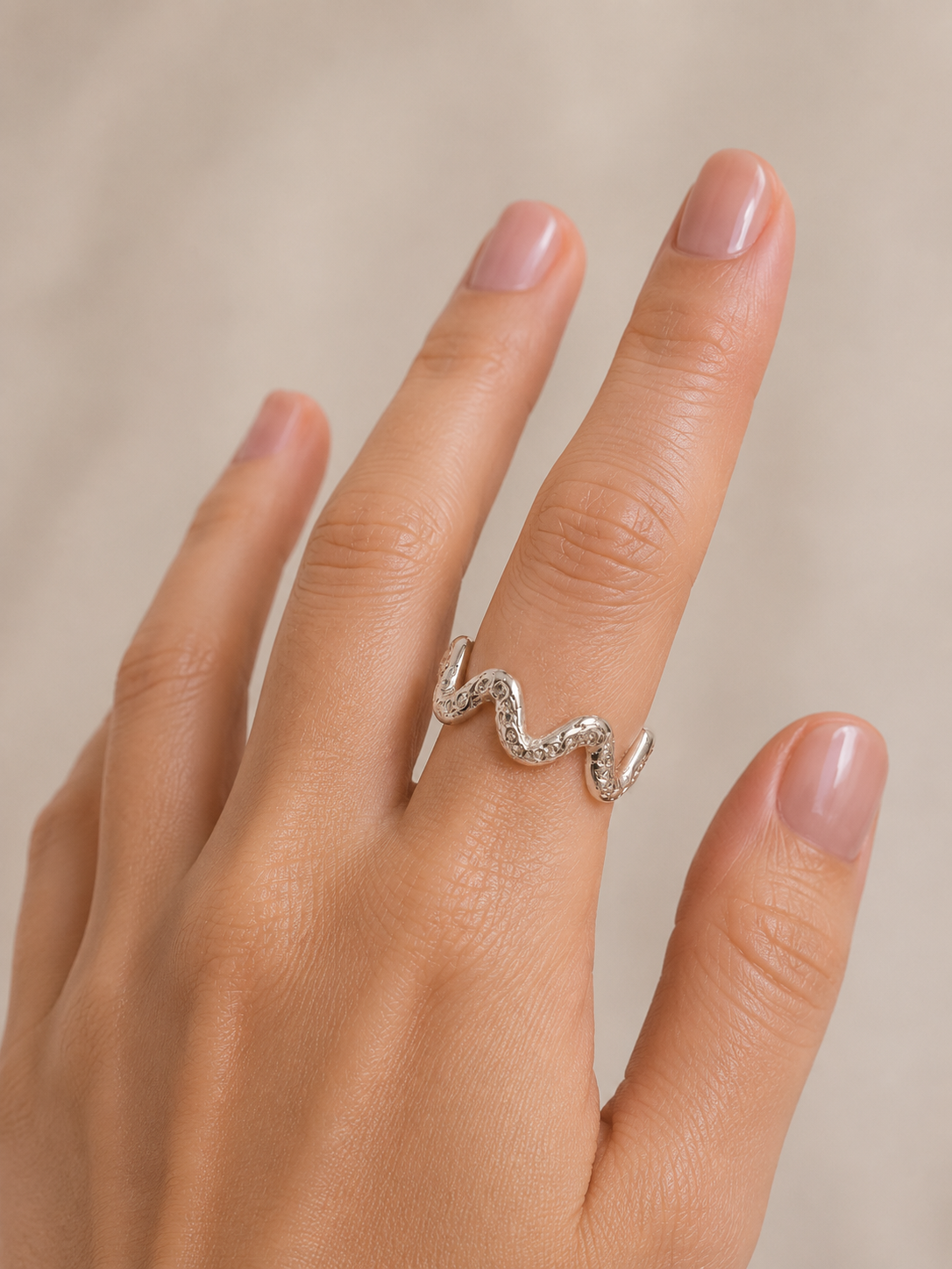 W Ring — view 2